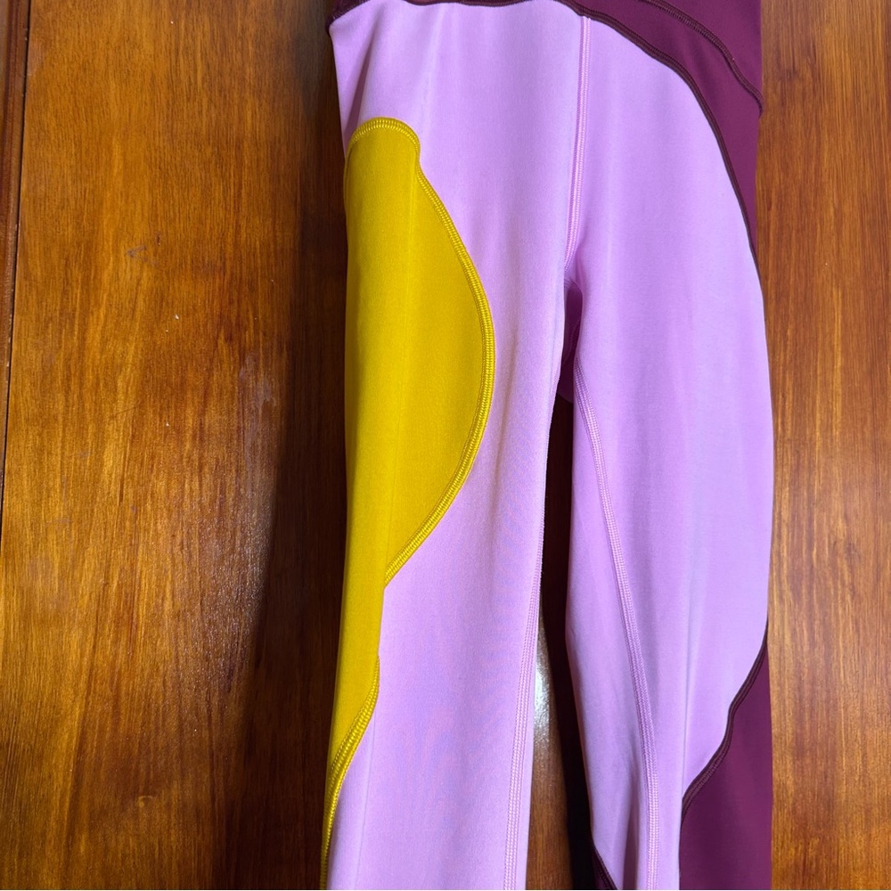 Lululemon x Raksanda Leggings Inner Expanse Tights Gold Purple Retro Wave Size 2 - Picture 5 of 9